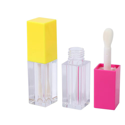 أنبوب شفتين بلاستيكي مربع مع فرشاة نوع تجميل شفتين مرنة لون مخصص 4.9ml