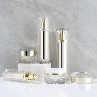 بطاقات التعبئة التجميلية الأكريلية الفارغة المخصصة 30ML 50ML 100ML والجرارات 30G 50G