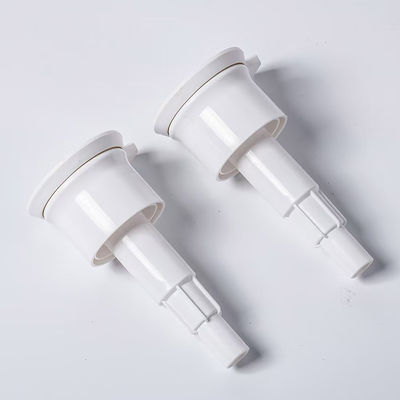 مضخة 4 سي سي فريدة من نوعها التاج الرأس 28/410 الموزع البلاستيكي المزود للمستحضرات الغذائية المستخدمة للزجاجات مستحضرات الغذاء