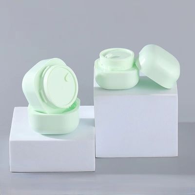 وعاء كريم مربع من البلاستيك 20g إلى 100g