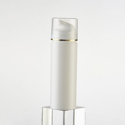 زجاجة بلاستيكية مخصصة من البولي بروبلين بدون هواء بتصميم مربع للحفاظ الفائق وإخلاء المنتج بنسبة 100%