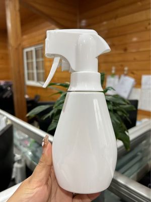 زجاجة رذاذ زناد مستمر من مادة البولي بروبلين بالجملة مع لون مخصص و 10000 قطعة موك