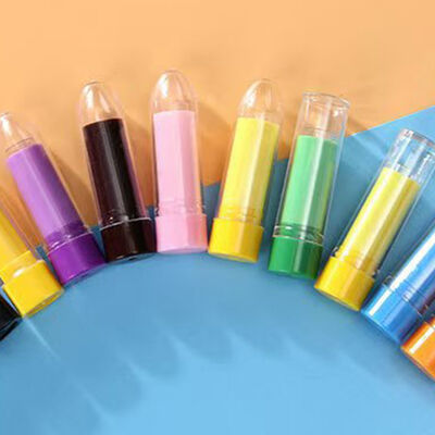 1g Capacity Lip Gloss Tube with Screw Cap Sealing and Customizable Design for Precise Application