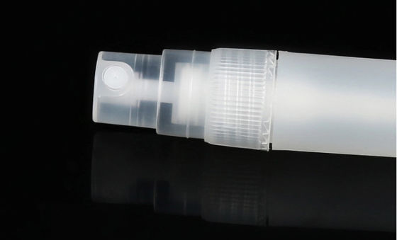 القلم الشكل القابلة لإعادة الملء الرذاذ القلم العطور ، 5ml البلاستيك Pp المواد القلم زجاجة عطر