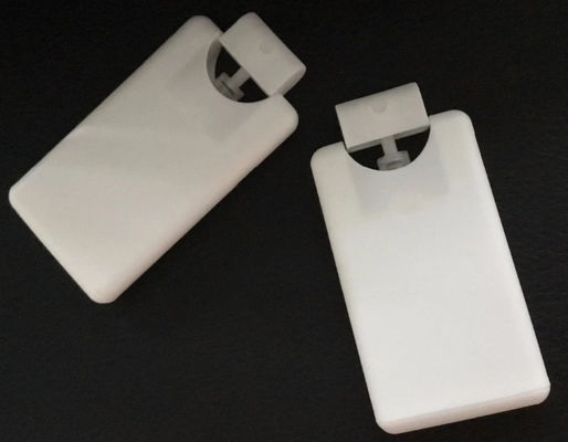 بخاخ مضخة عطر باللون الأبيض، مادة بلاستيكية بسعة 20 مل، زجاجة بخاخ بحجم بطاقة الائتمان